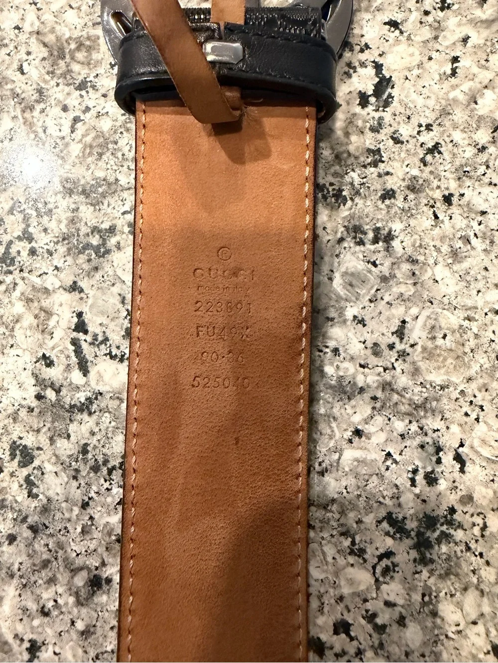 Gucci Black Leather Logo Belt with Matte Black GG Buckle